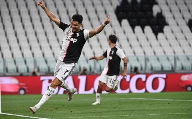 Ronaldo festeggia il raddoppio bianconero. Afp Ronaldo festeggia il raddoppio bianconero. Afp