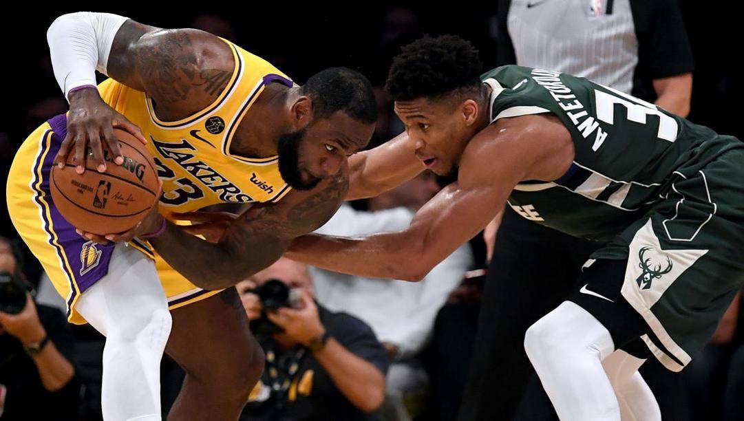 LeBron James, 35 anni, e Giannis Antetokounmpo, 25: Lakers e Bucks sono le teste di serie numero 1 nelle due conference. Afp 