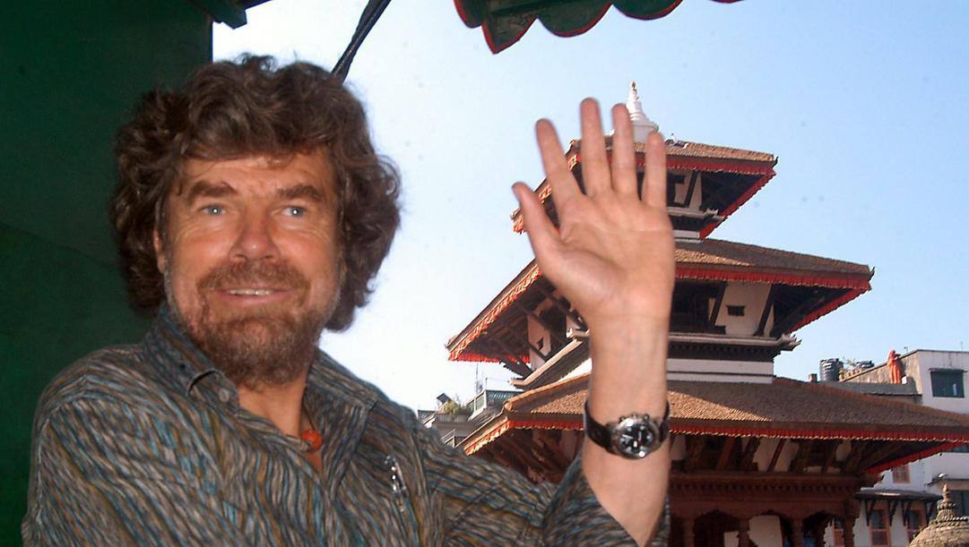 Reinhold Messner a Kathmandu nel 2004. Ansa 