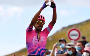 Tour De France 13ª Tappa Chatel Guyon Puy Mary Vince Martinez Roglic In Giallo La Gazzetta Dello Sport