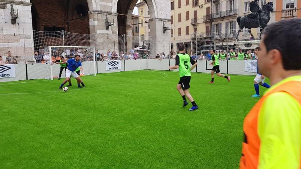 Il nuovo Dpcm blocca il calcio.  La capacità delle sale di migliaia di stadi aumenta al 15%