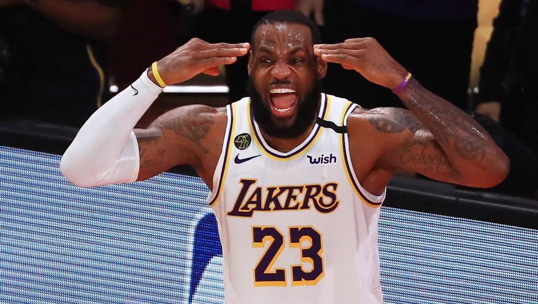 LeBron James, 35 anni, ha vinto 4 anelli in carriera tutti da mvp delle Finals. Afp 