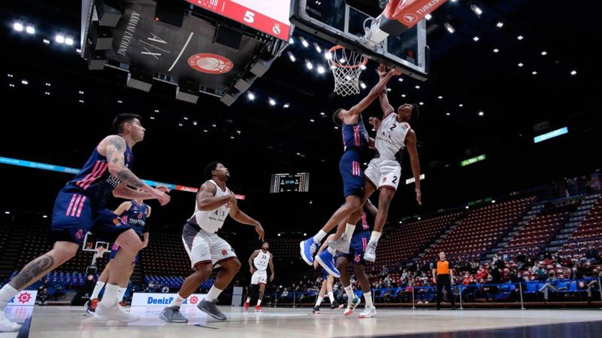 Basket, eurolega: zenit-milano rinviata