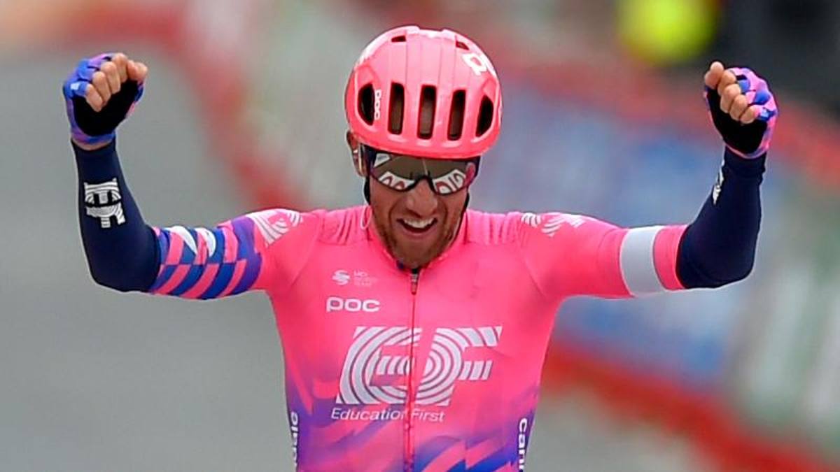 Stoccata di Woods su Fraile e Valverde. Carapaz resta leader