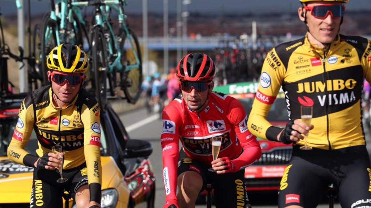 Passerella per Roglic, ad Ackermann l'ultimo sprint al fotofinish
