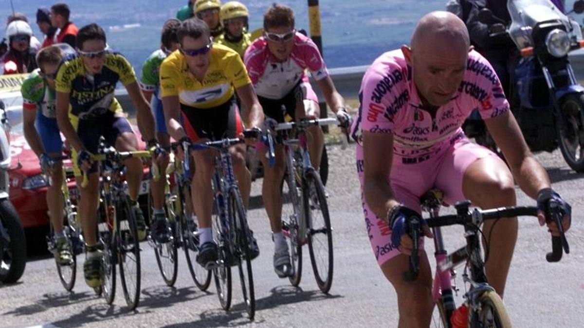 Il mito Pantani rivive con Bolaffi: dal 9 dicembre due bici all’asta