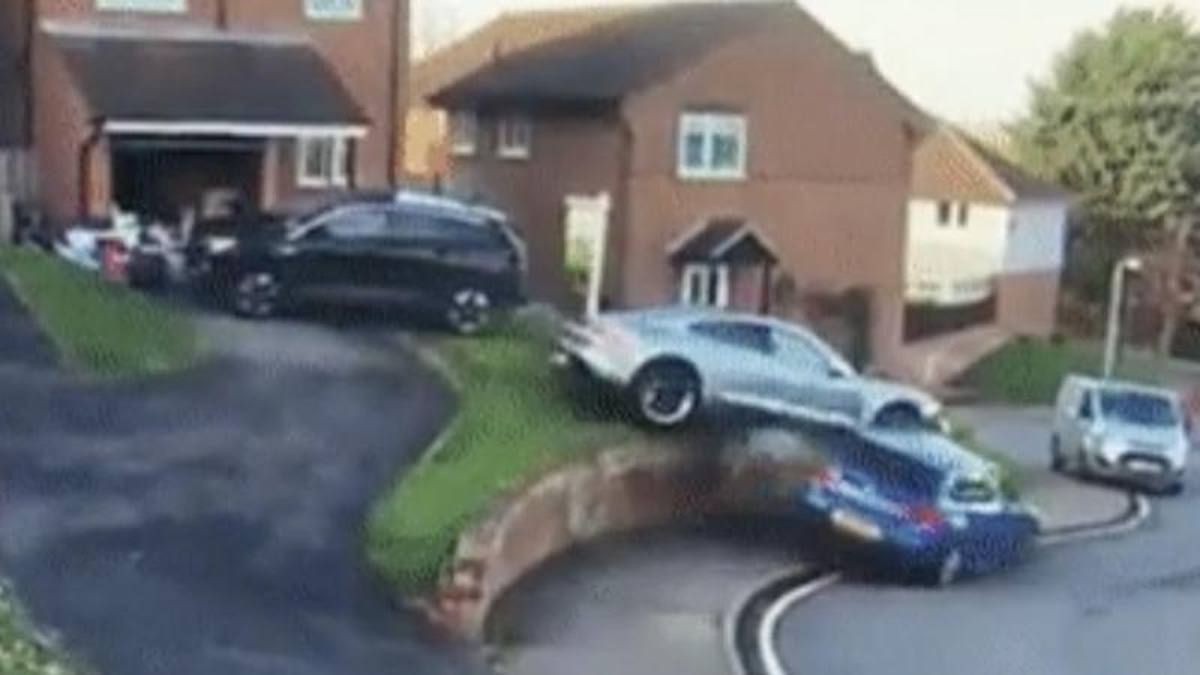 Porsche Taycan: the absurd parking accident