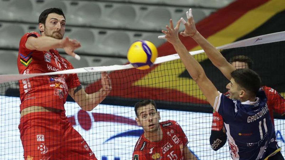Superlega: Civitanova rimonta da primato, da 0-2 passa a Ravenna