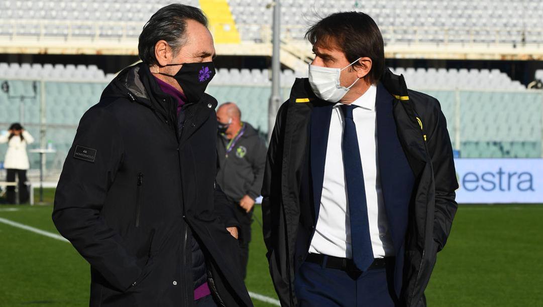 Cesare Prandelli, allenatore della Fiorentina (a sinistra) e Antonio Conte, alla guida dell'Inter (a destra). Getty Images 