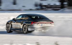 Audi E Tron Gt Prova In Anteprima Prezzo E Scheda Dell Elettrica La Gazzetta Dello Sport