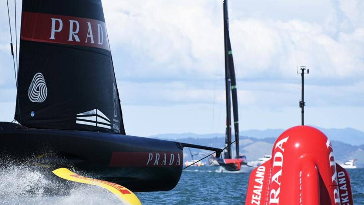 America’s Cup LIVE: Luna Rossa tries again with New Zealand