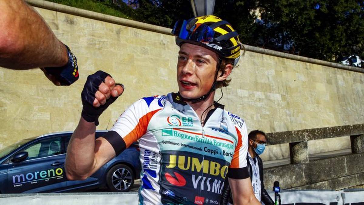Coppi e Bartali, successo di Vingegaard. Ultima tappa a Honoré