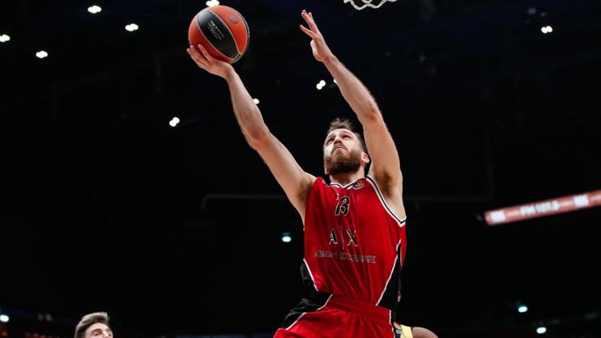 Basketball, Euroleague: Milan in the playoffs after seven years