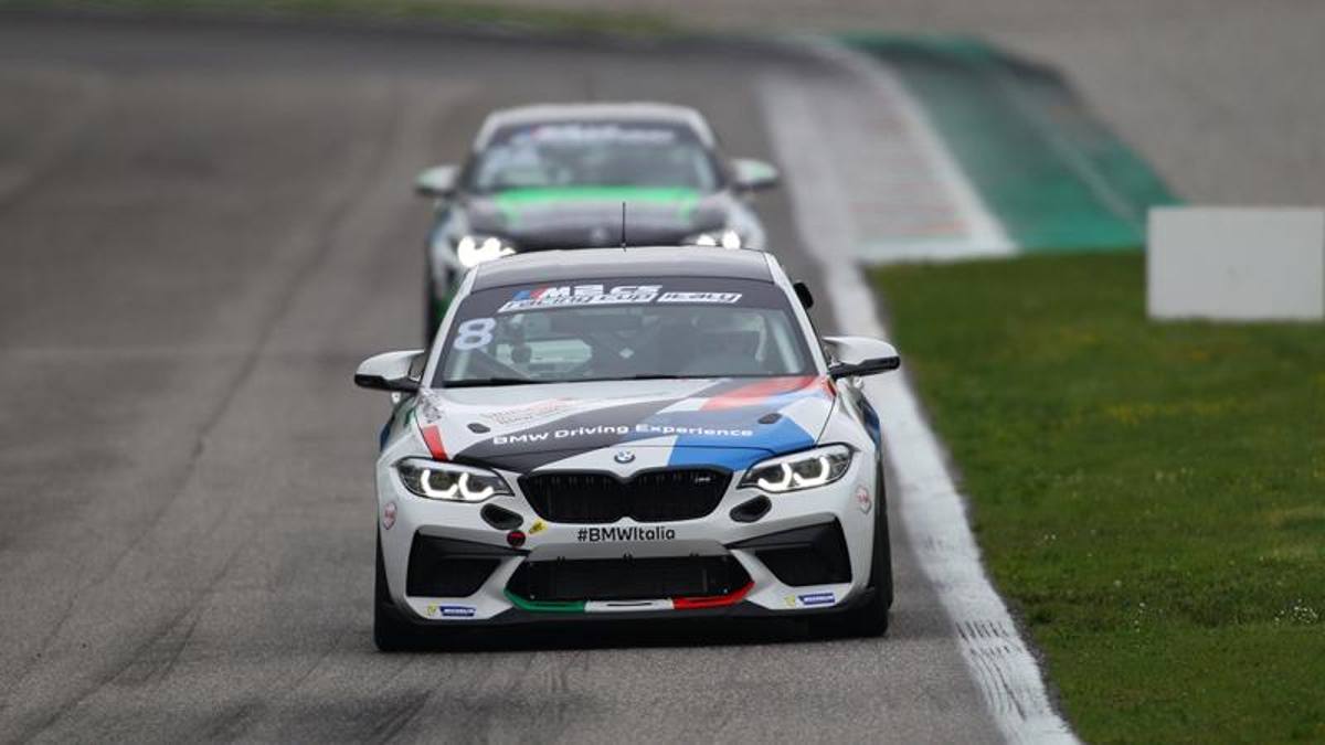Bmw M2 Cs Racing Cup Italy In Monza Vitantonio Liuzzi Is At The Start Ruetir Bmw M2 Cs Racing Cup Italy In Monza Vitantonio Liuzzi Is At The Start Ruetir