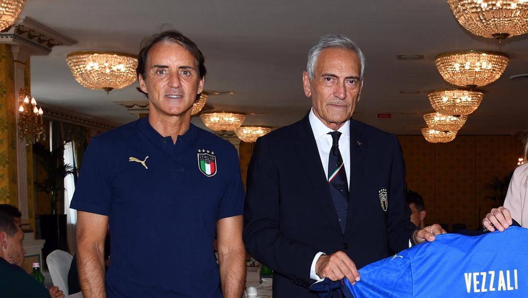 Il c.t. Roberto Mancini e il presidente federale Gabriele Gravina (GETTY) 