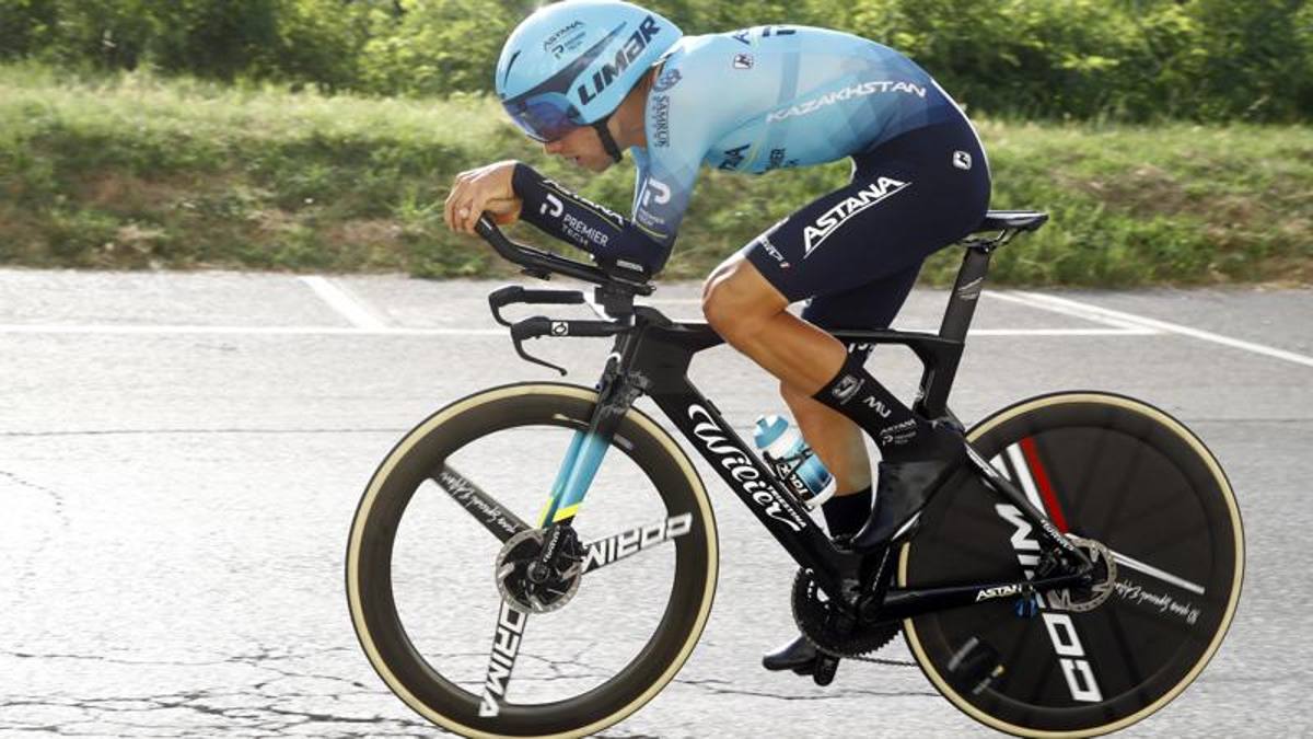 Campionato italiano a crono: Ganna clamoroso k.o., trionfa Sobrero