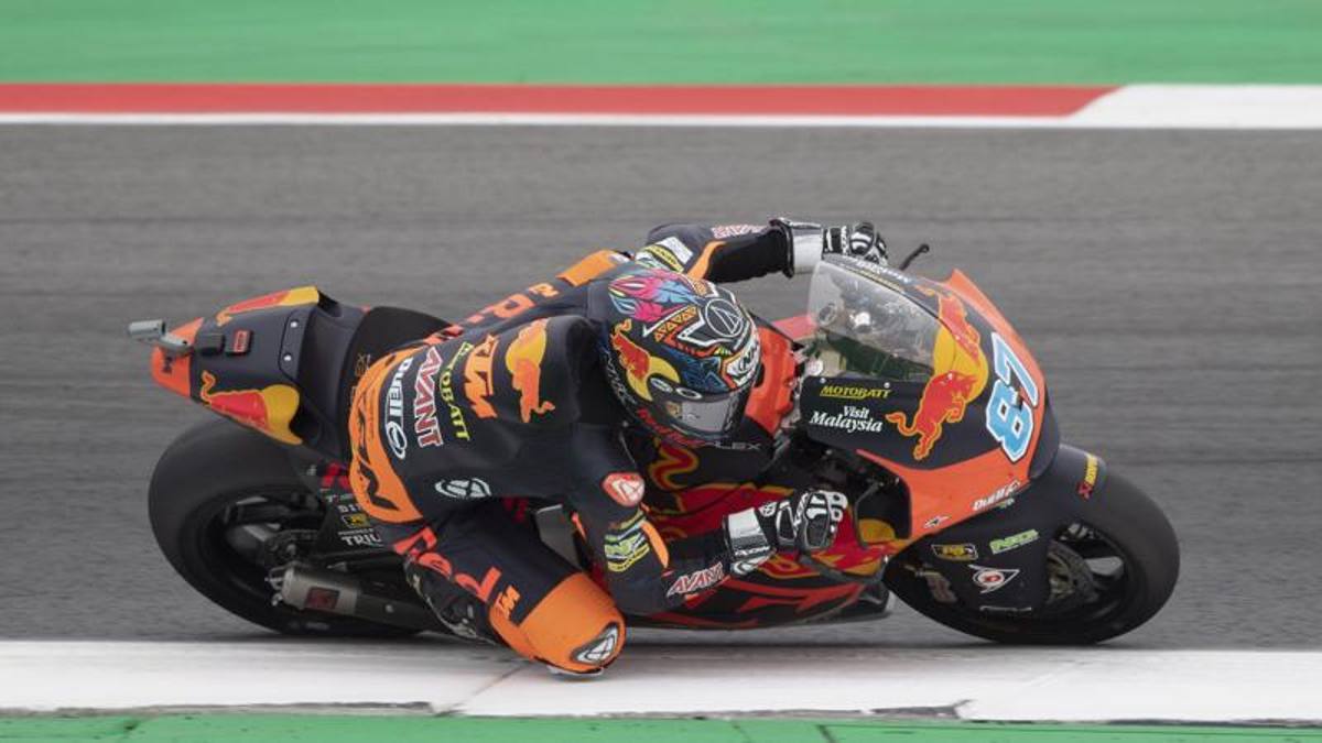 Raul Fernandez pole da padrone, ma Gardner lo bracca. Male gli italiani