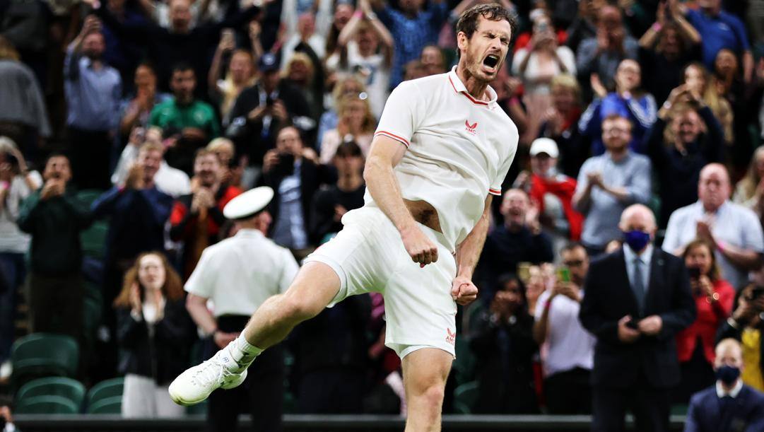 Andy Murray urla la sua gioia: Wimbledon impazzisce. Getty 