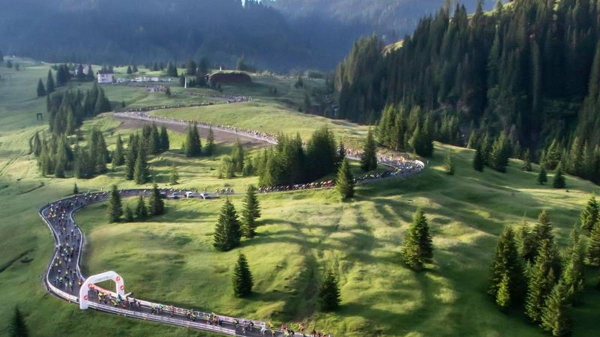 Spettacolare, poliglotta e sicura: la Maratona delle Dolomiti della rinascita batte anche la pioggia