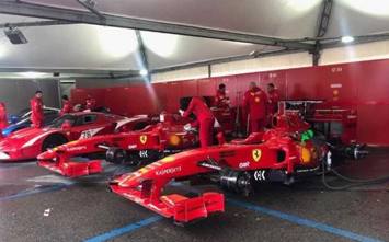 Ferrari Incidente Al Motor Valley Fest A Modena Amputato Piede A Un Meccanico La Gazzetta Dello Sport