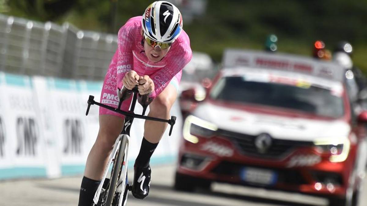 Giro Donne: la Van der Breggen domina pure la crono
