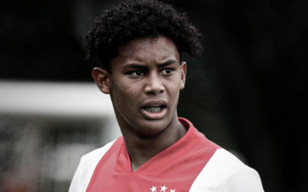 Dal profilo twitter dell'Ajax. Noah Jesser, 16 anni, non ce l'ha fatta dopo quanto accaduto la scorsa notte. 