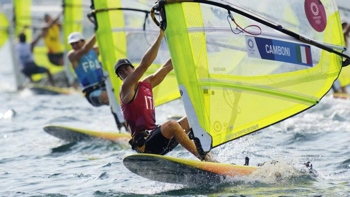 Olimpiade, vela dramma Camboni, squalificato nell'ultima gara perde la