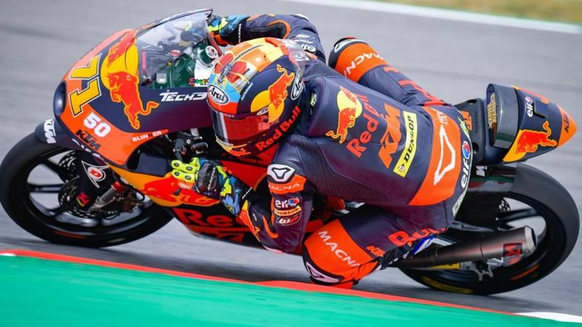 Moto3 FP3: Sasaki cade ma è il più veloce, Rossi 11° il primo degli italiani