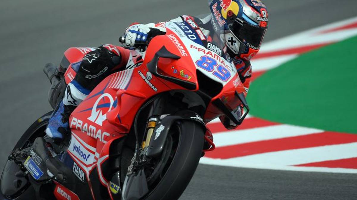 Martin pole ed emozione: “La dedico a mio nonno in ospedale”