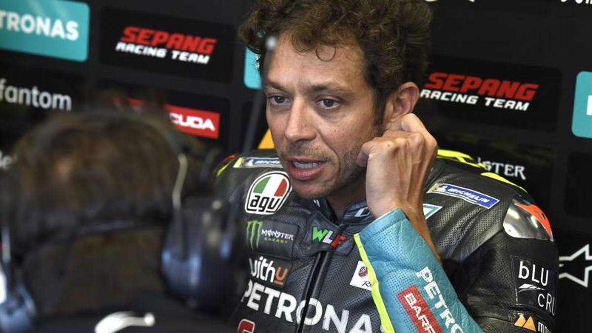 Valentino Rossi: “È una vergogna non avere Viñales in pista“