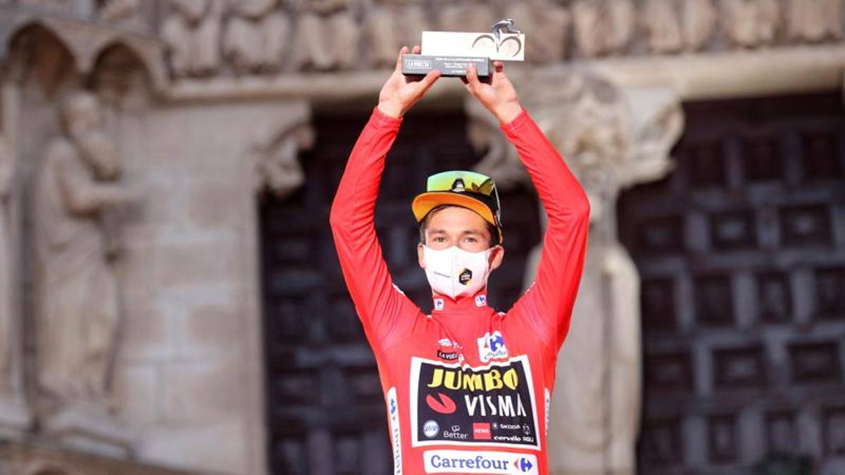 Vuelta, Roglic subito in maglia rossa: il campione in carica ha ancora fame