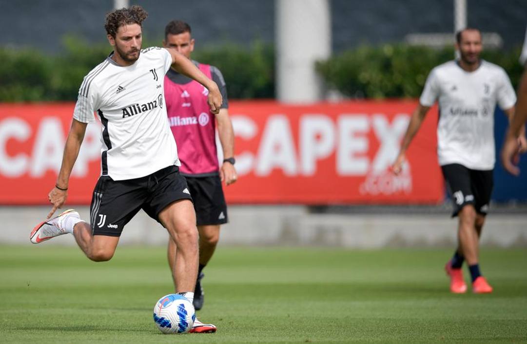 Manuel Locatelli nei primi allenamenti alla Continassa. Getty 