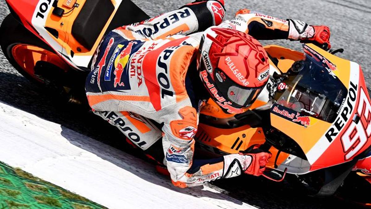 Un grande Marc Marquez nelle FP1 a Silverstone, ma poi distrugge la moto