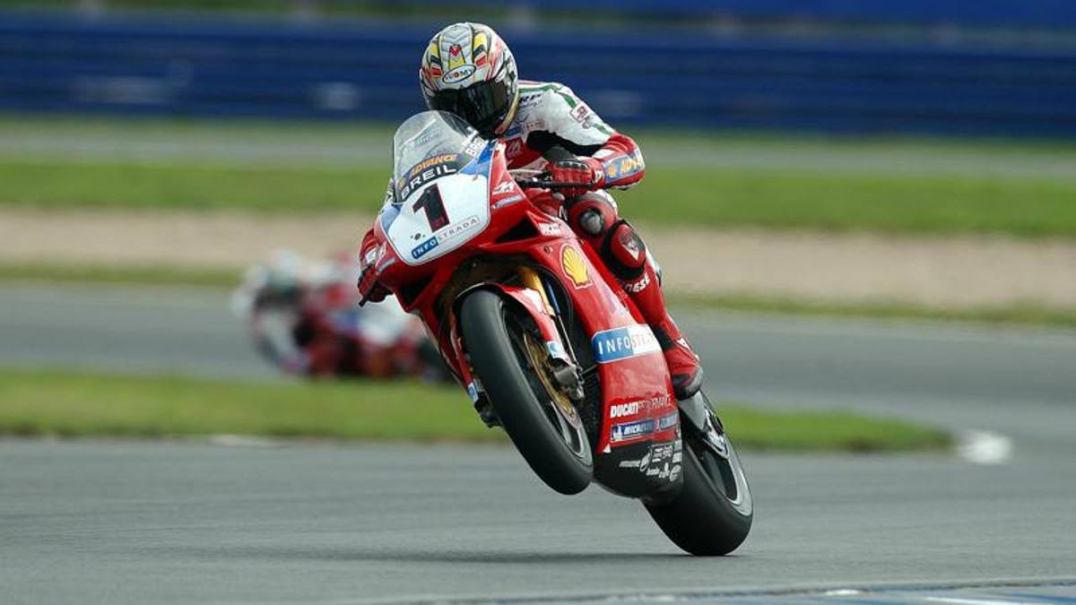 Venti anni fa il primo mondiale di Troy Bayliss, il carrozziere diventato leggenda