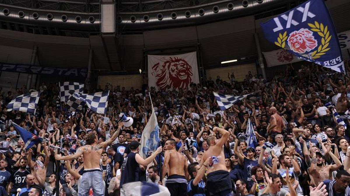 I tifosi del basket a Petrucci: anche noi chiediamo il 100% di ingressi ai palasport