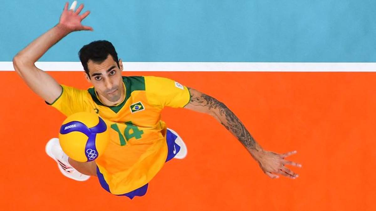 Dal Brasile a Vibo ecco Douglas, icona gay del volley: “Mi dicevano: se lo dici, ti tagliano fuori. E invece...”