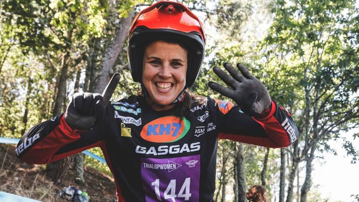 Laia Sanz magica nel Trial: è il suo 14° mondiale. Corona iridata pure per Bou