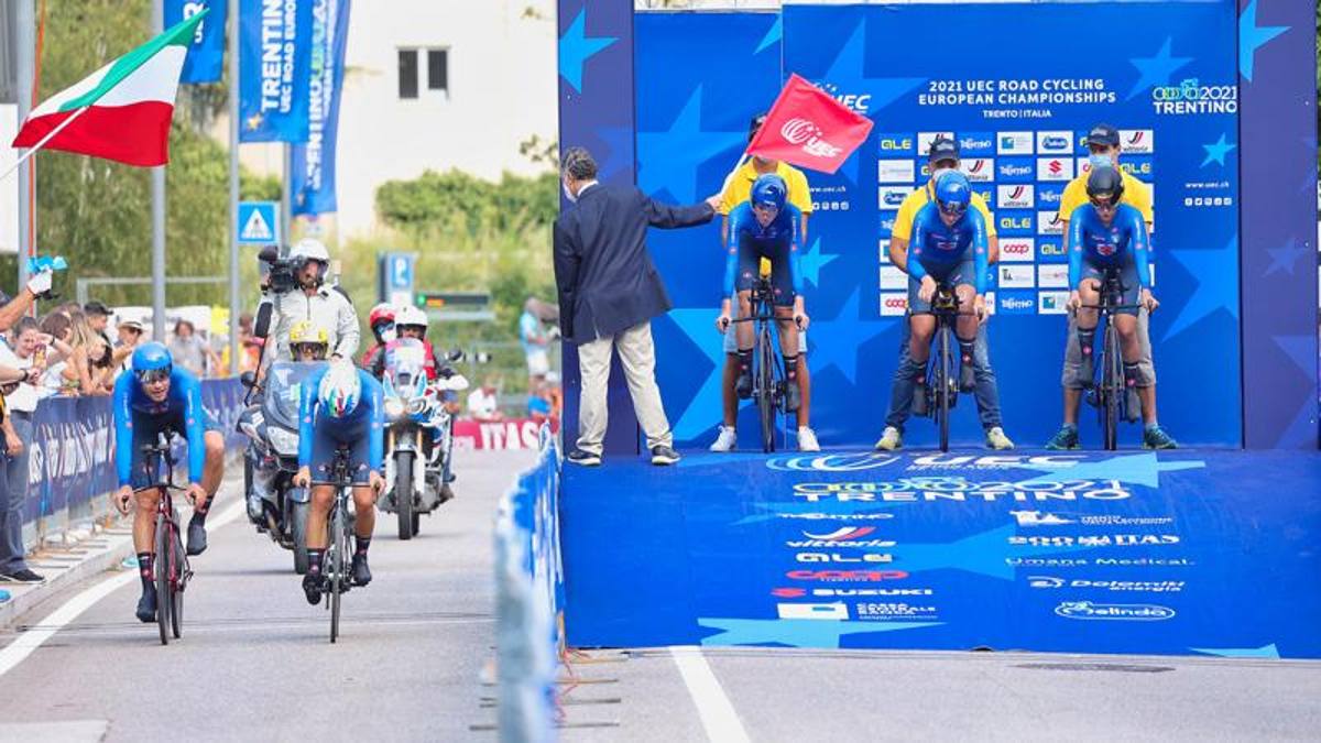 L'ultima fatica di Top Ganna: lanciare la staffetta mista. E l'Italia vede l'oro