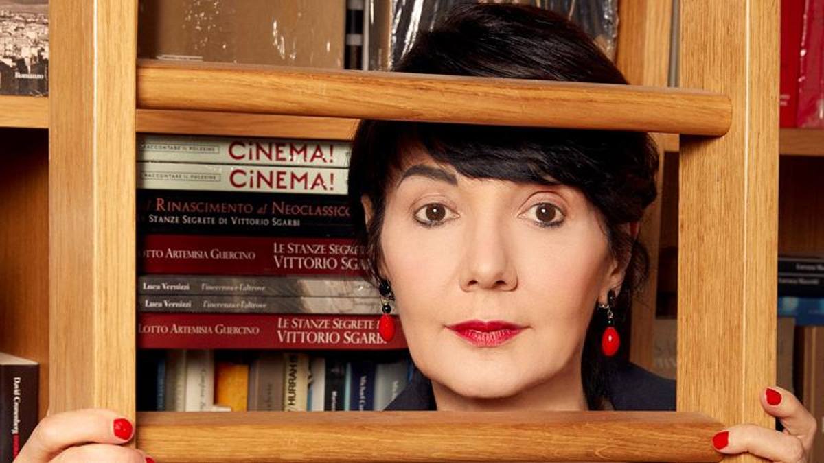Elisabetta Sgarbi: “Mai allo stadio, ma tifo azzurro e racconto le emozioni dello sport“
