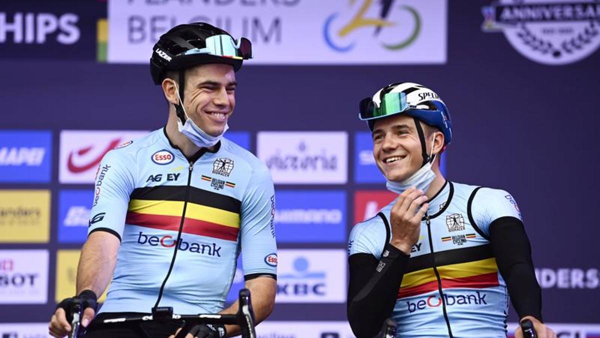 Van Aert-Evenepoel, dopo il Mondiale volano gli stracci