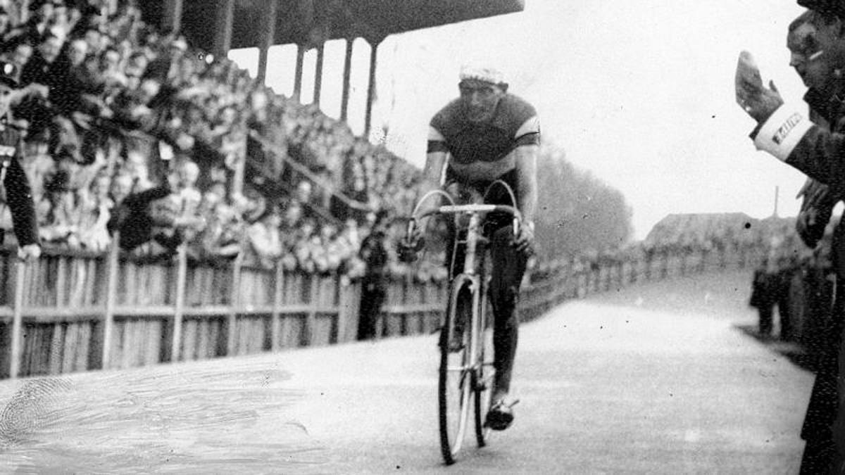 Tutto l’azzurro della Parigi-Roubaix: da Coppi a Moser, quando l’Inferno del Nord parla italiano