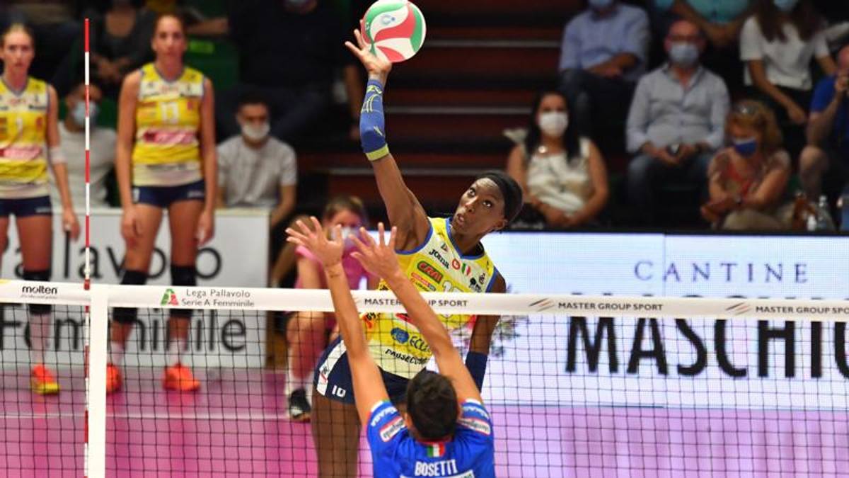 Supercoppa: Conegliano insuperabile, battuta Novara 3-1