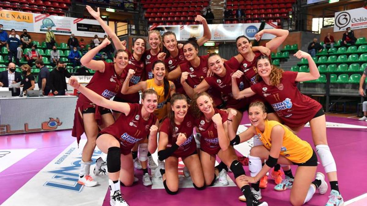 A1 donne: Roma, esordio con vittoria. Scandicci k.o.