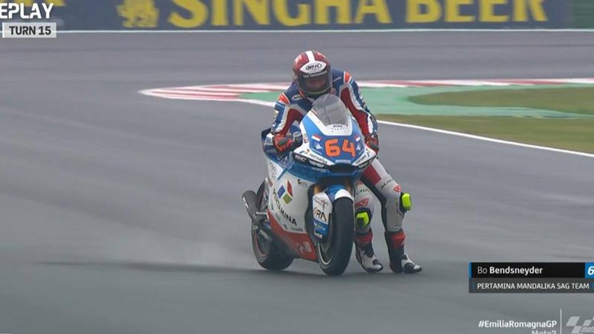 Fenomeno Bendsneyder, che salvataggio sull’acqua! Ecco come ha fatto a non cadere