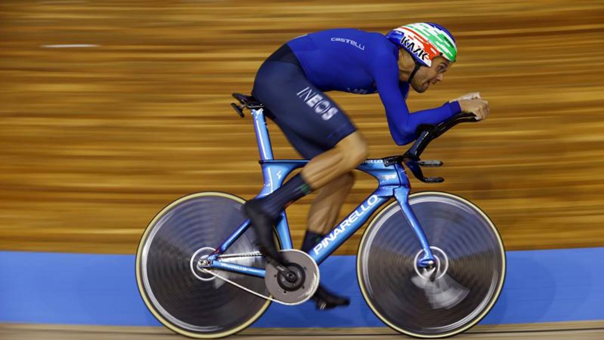 Ganna: “Vivo nella felicità e penso alla Roubaix. Ma ora volo alle Maldive“