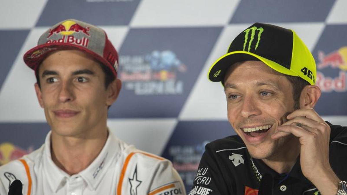 Marquez, Stoner, Elias...i “nemici” omaggiano Valentino: “Il più grande”