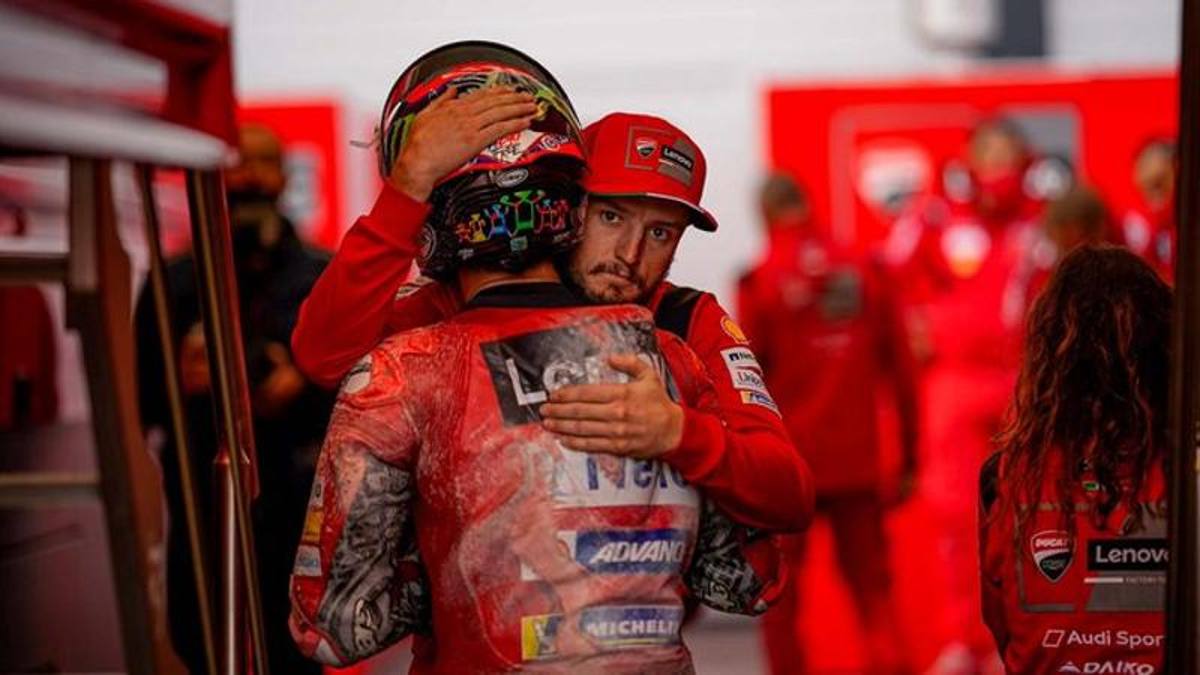 Strategia sbagliata, i consigli di Rossi non ascoltati: Ducati e Bagnaia, perché?