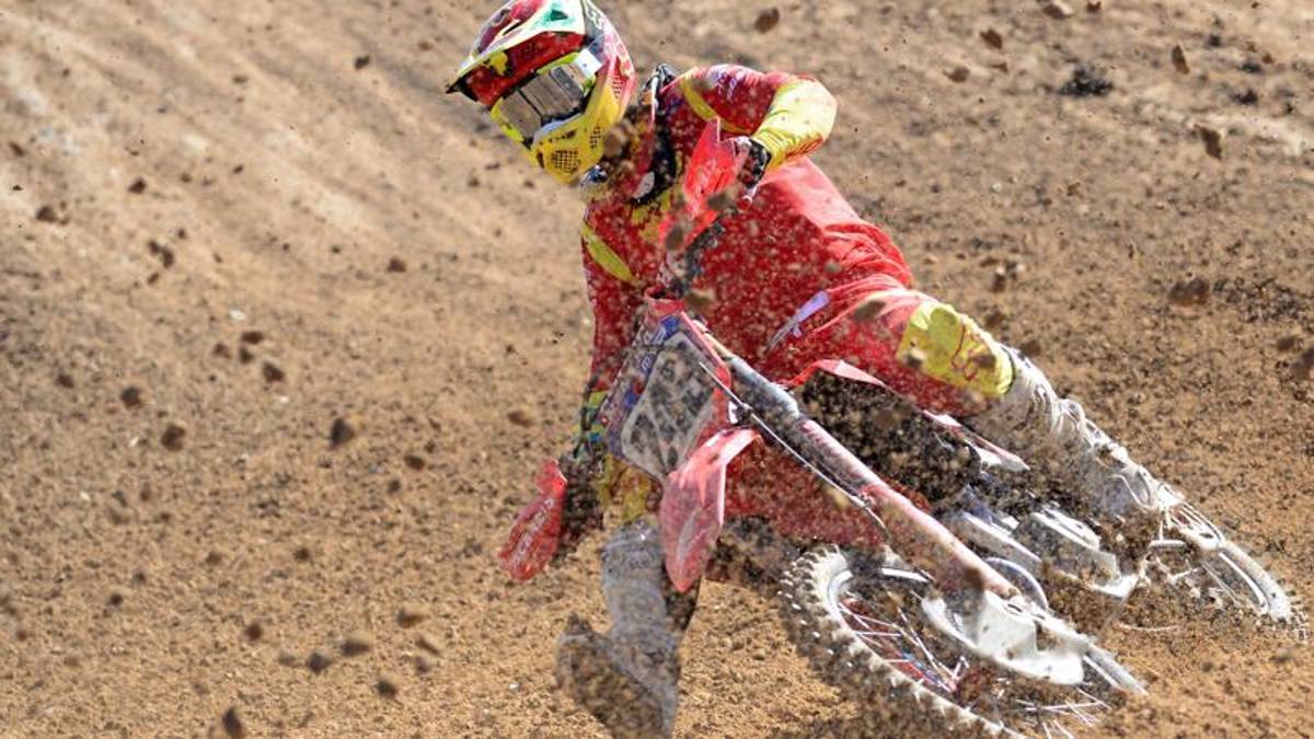 MXGP del Garda, riscatto Gajser in gara-2. Mondiale favoloso: una corona per 3