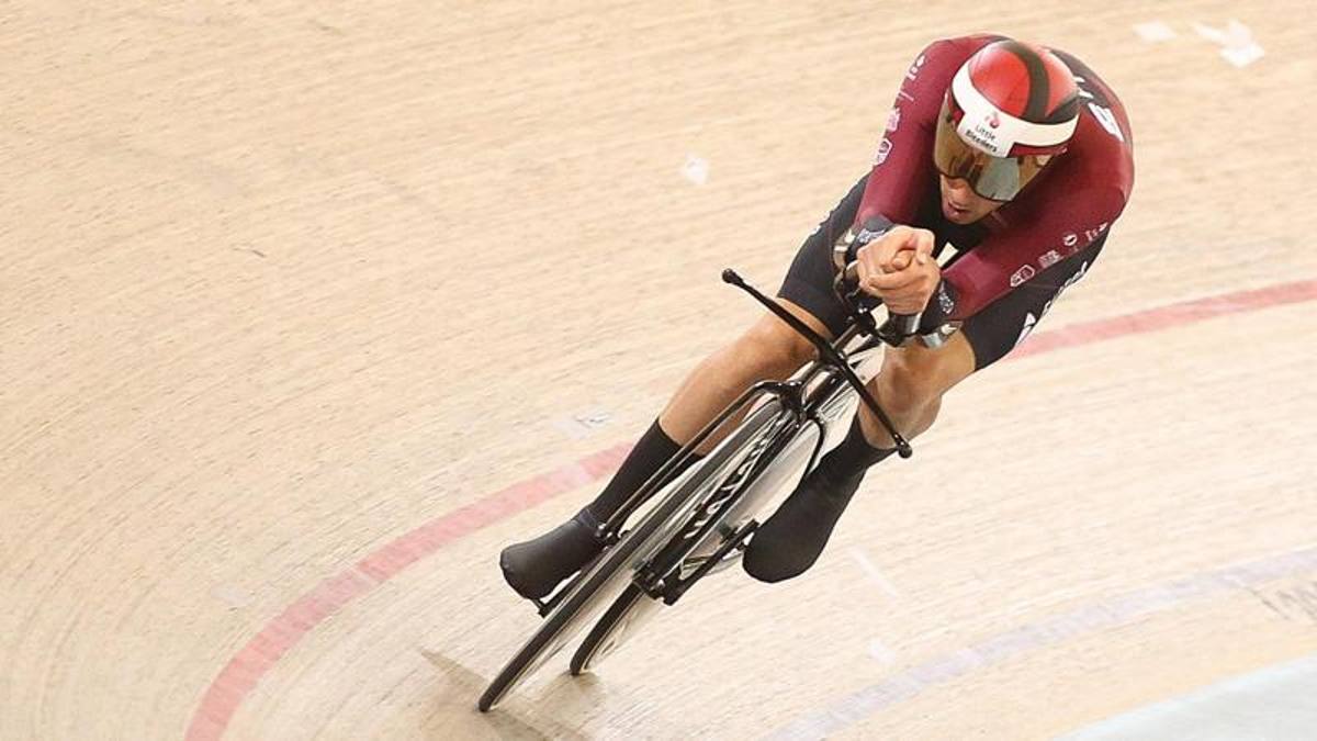 Dowsett fallisce l’assalto al record dell’Ora: si ferma a 534 metri da Campenaerts