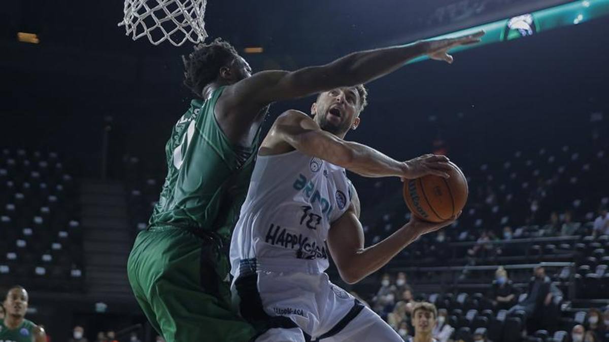 Brindisi, solo sconfitte in Champions League. Colpo Reggiana in casa del Hapoel Galil